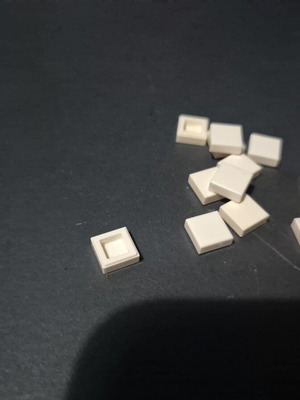 Lego 1x1 tile flat white, like new, pack of 13 pieces