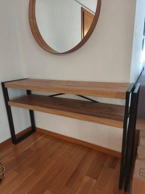 Console table wood and metal like new, dimensions 140x35x80 cm