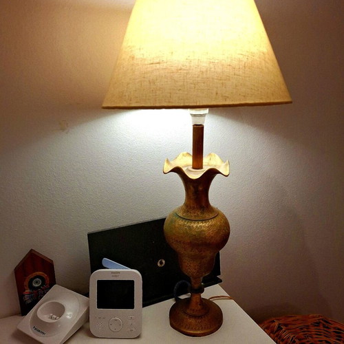Vintage brass table lamp like new