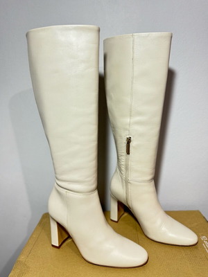 Mango boots like new, size 36, white beige leather