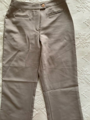 Morgan women's classic beige pants like new