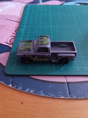 Hot Wheels Custom '69 Chevy Pickup μοβ με πράσινες φλόγες σειρά HW Flames