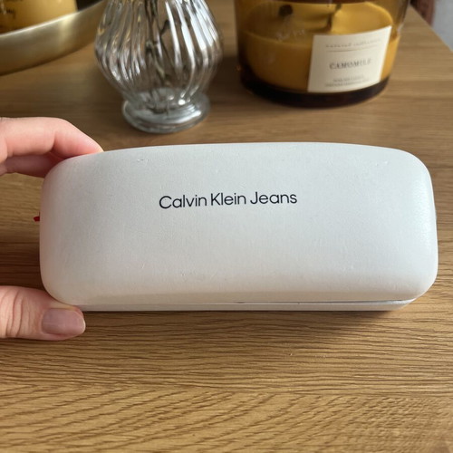 Calvin Klein Jeans oversized sunglasses like new, black