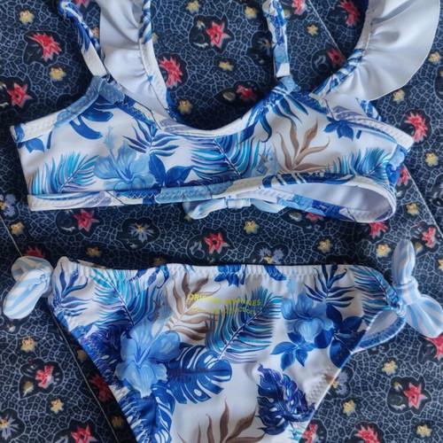 Original Marines swimsuit like new, age 3-4, white and blue