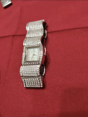 Symbol watch like new, battery replacement needed