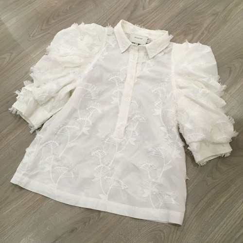 Munthe Temple white blouse with embroidered floral details, like new