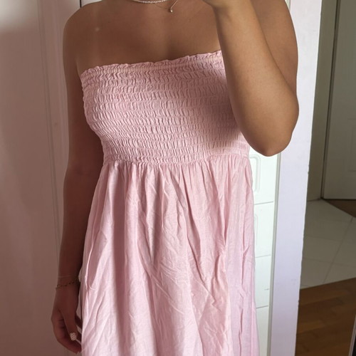 Dress baby pink used, strapless with lining