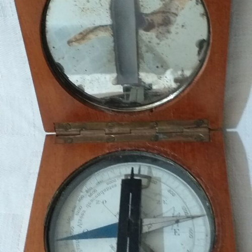Collectible wooden topographic compass used Delagrave Paris