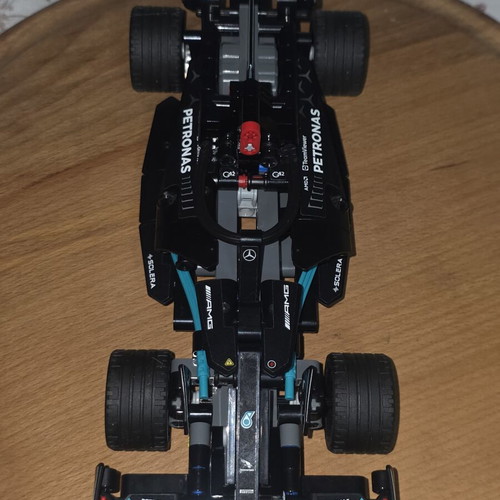 LEGO Technic Mercedes-AMG F1 W14 E Performance Pull-Back used, 240 pieces