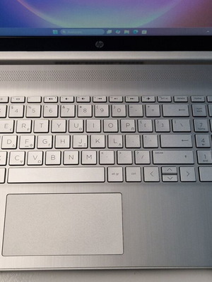 Laptop HP Intel i5-1135G7 16GB DDR4 RAM 256GB NVMe FullHD σαν καινούργιο