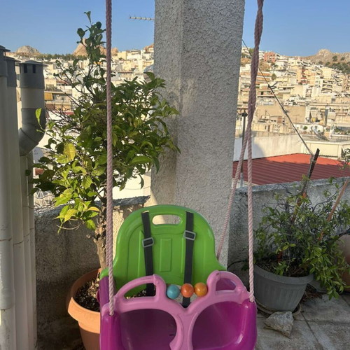 Baby hanging swing used, good condition