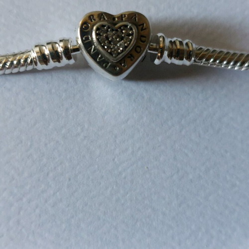 Pandora bracelet new with heart clasp and white zircon stones, sizes 18 and 20 cm