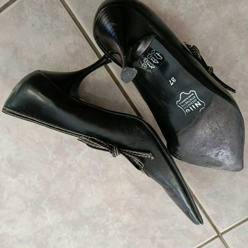 Leather pumps used, size 37, black and beige