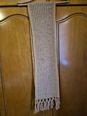 Handmade knitted scarf beige like new with fringes