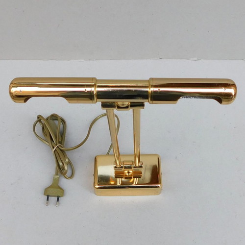 Two-light brass applique with joints for picture lighting