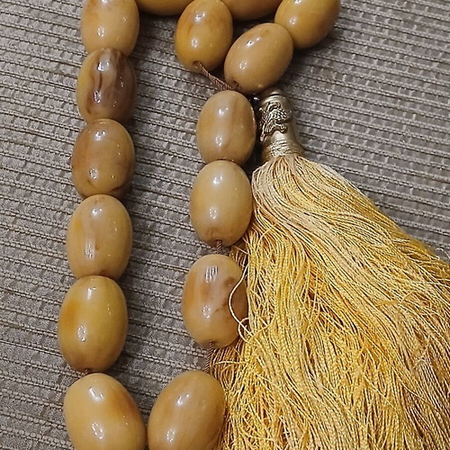 Komboloi German Bakelite Mastic used, 15 large beads