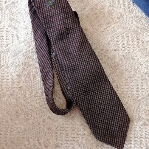 Classic Pierre Cardin tie used, gray and grenat colors