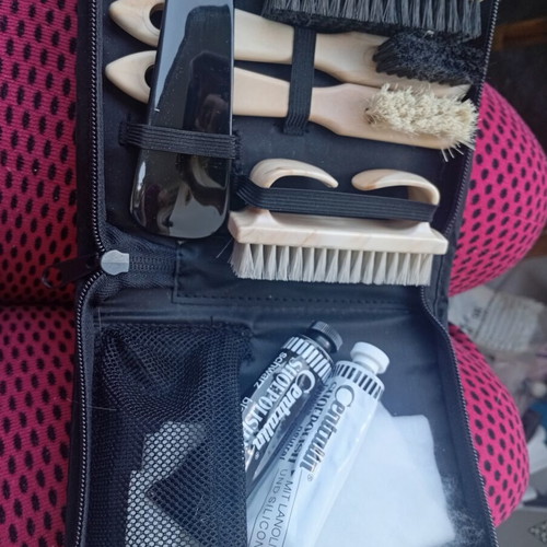 Shoe Care and Polishing Set with Brushes and Creams new