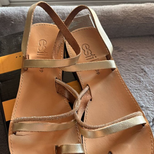 Estil leather sandals gold, like new, size 39