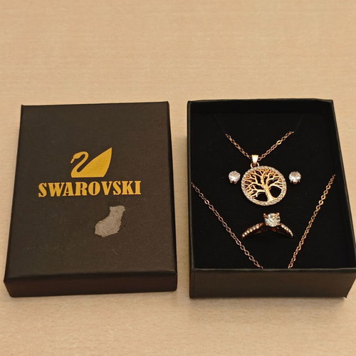 Swarovski jewelry set new, gold necklace earrings ring
