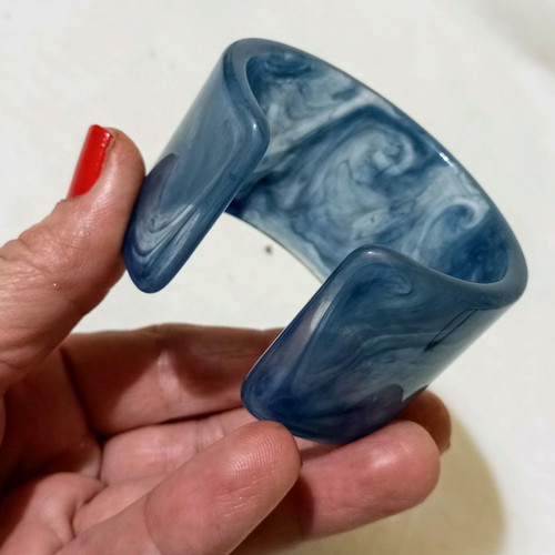 Blue bracelet new acrylic resin cuff style