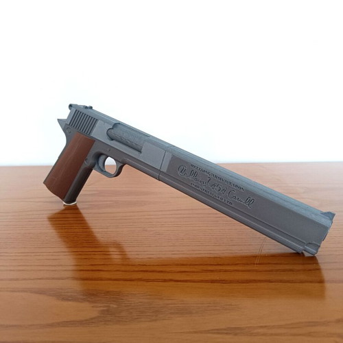 Hellsing Arms .454 Casull Replica of Alucard's pistol, new