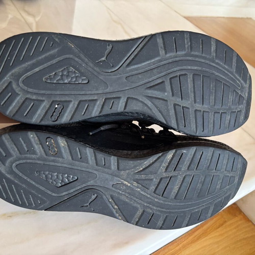 Puma sport shoes like new, size 44, black and grey
