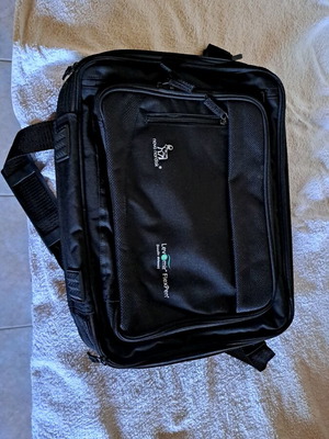Τσάντα για laptop σαν καινούργιο, μαύρη, διαστάσεις 40×33