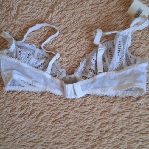 Lejaby bra new with tags, white