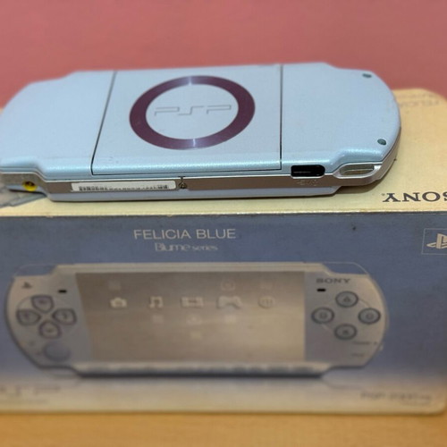 Sony PSP 2000 Felicia Blue like new with box and accessories
