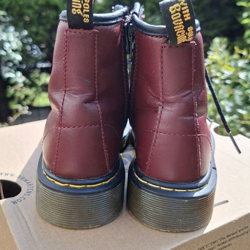 Dr.Martens Delaney kids boots used, size 30, purple