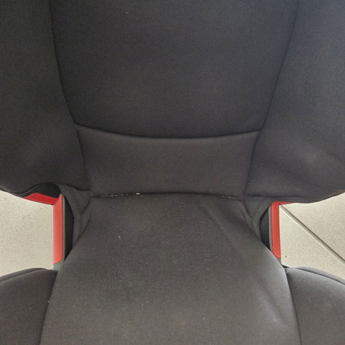 Maxi-Cosi Booster RodiFix AirProtect car seat 15-36 kg used with Isofix