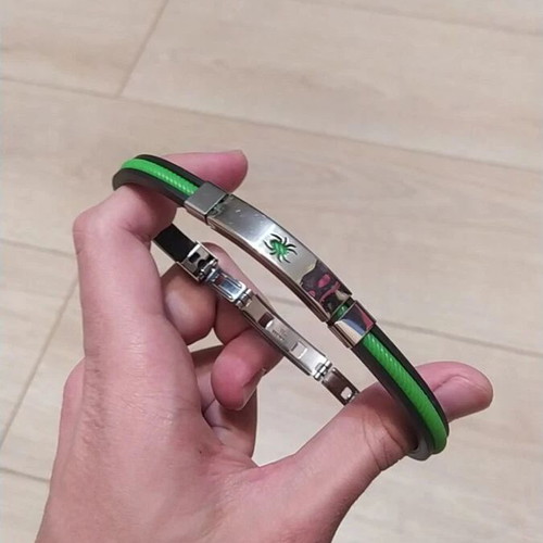 Men's bracelet new with spider motif, black and green