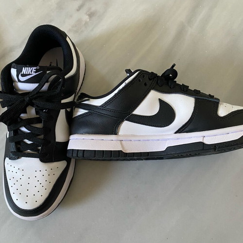 Nike Panda women's athletic shoes new, black and white