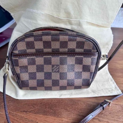 Louis Vuitton damier crossbody bag used, brown