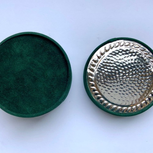 Velvet box with hammered silver, like new, green
