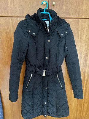 Women's winter jacket black with hood like new, size 36