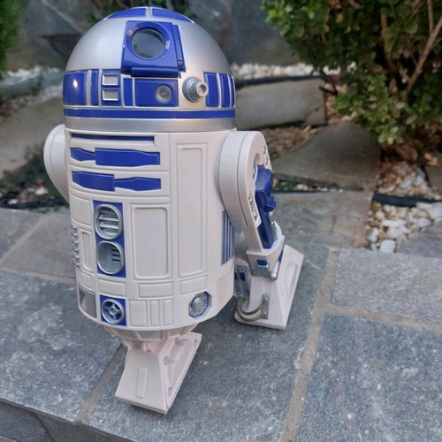 R2-D2 robot like new from Star Wars