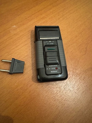 Vintage shaver used, rechargeable, for collection