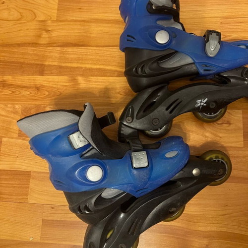 Roller Skates Athlopaidias adjustable size 30-33 like new