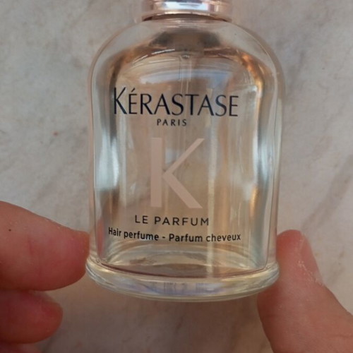 Kerastase hair heat protection spray and perfume used
