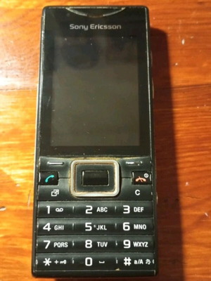 Sony Ericsson j10i2 mobile phone used, no battery, unknown if works