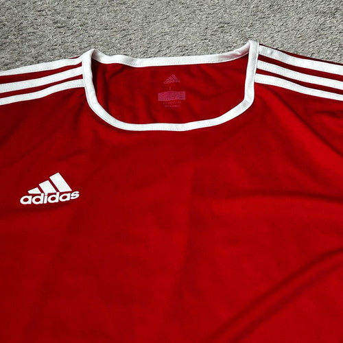 Adidas Entrada 18 L shirt like new, red
