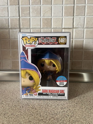 Dark Magician Girl vinyl figure new