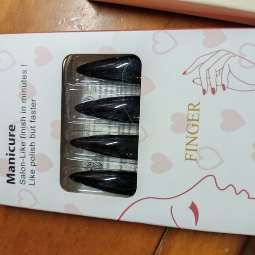 Nail sets, pack of 6, assorted designs