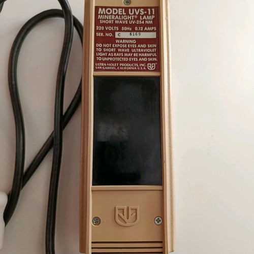 Mineralight UVS-11 UV-C 254nm lamp used, professional