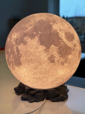 3D Printed Moon Lamp new with realistic texture