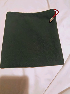 Lacoste packaging pouch like new, fabric bag for small items