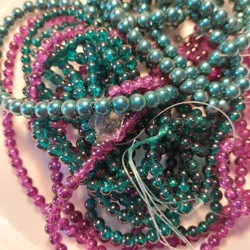 Plastic beads for jewelry making new, assorted pack