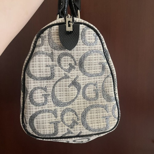Guess vintage shoulder bag like new, black and grey
